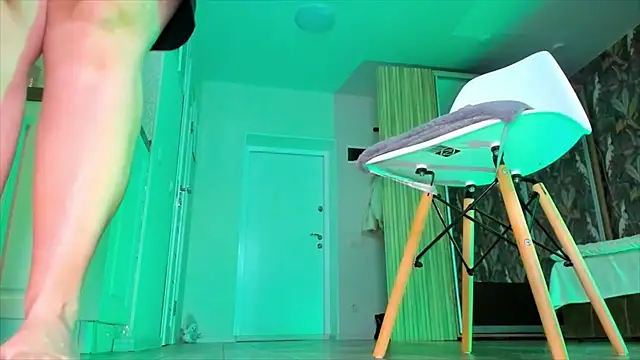 HotTiffani online show from 01.31.26