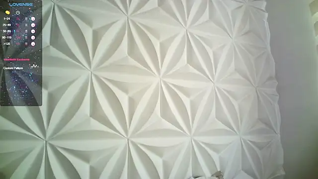 Snapshot of jerryandjessica chatting on 10.21.25 jerryandjessica online show from 10.21.25