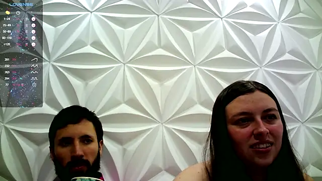 Snapshot of jerryandjessica chatting on 11.08.25 jerryandjessica online show from 11.08.25