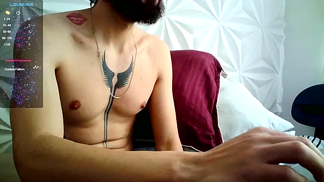 Snapshot of jerryandjessica chatting on 11.11.25 jerryandjessica online show from 11.11.25