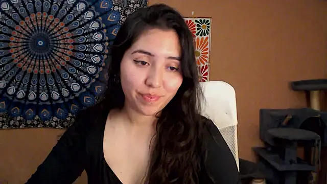 IntimateTales online show from 11.04.25