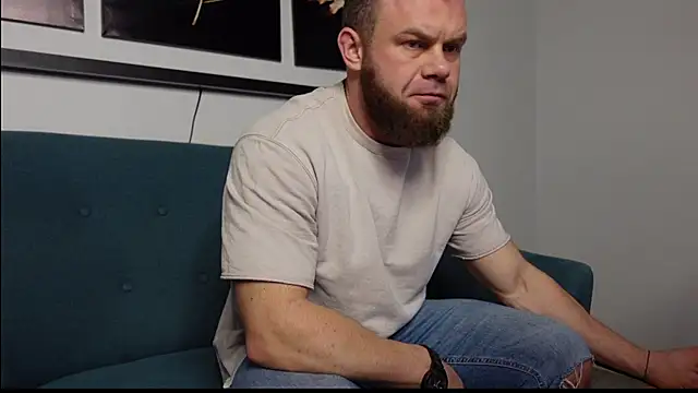 Snapshot of Tommy_Burnz chatting on 01.17.25 Tommy Burnz online show from 01.17.25