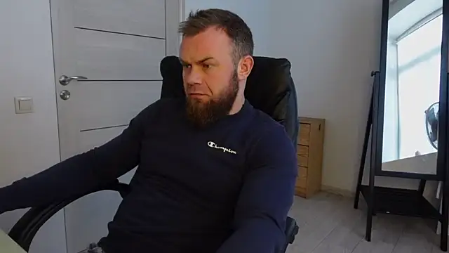 Snapshot of Tommy_Burnz chatting on 03.15.25 Tommy Burnz online show from 03.15.25