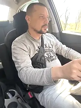 DanielOhCool online show from 04.17.26