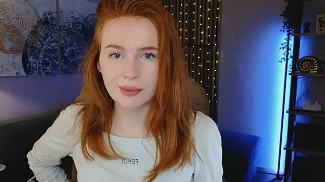 Snapshot of GingerArin chatting on 02.03.25 GingerArin online show from 02.03.25