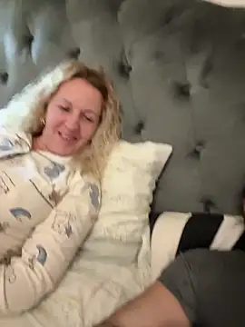 ChiIul11 online show from 04.07.26