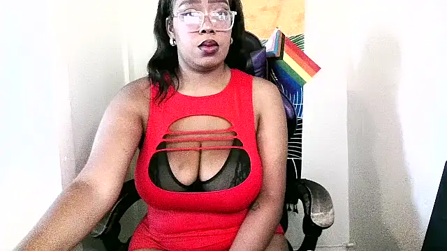 Snapshot of MistressKayy chatting on 09.09.25 MistressKayy online show from 09.09.25