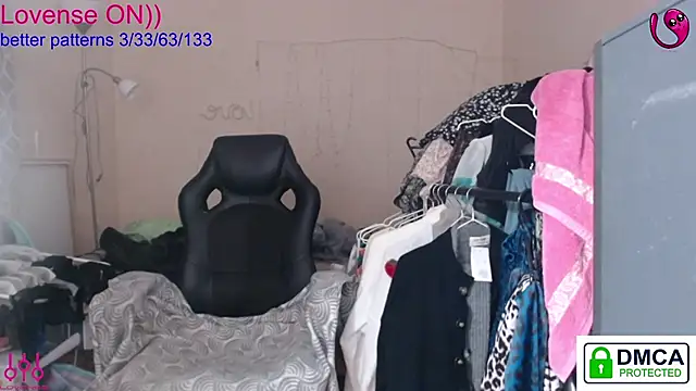 sweet cute cat online show from 11.03.25