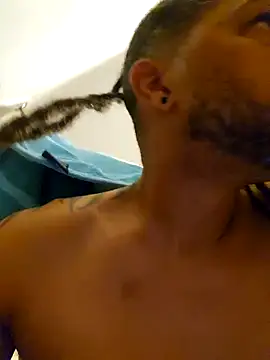 tropikboy online show from 10.15.25