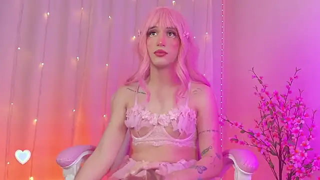 rosseblondee online show from 10.17.25