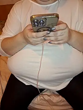 SenzualHotM online show from 02.12.25