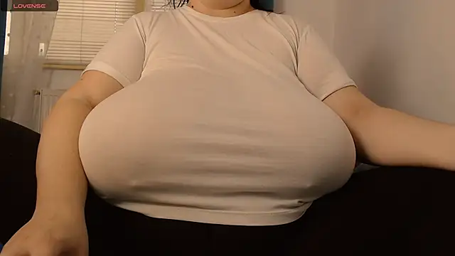 SenzualHotM online show from 02.19.25