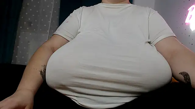 SenzualHotM online show from 03.02.25