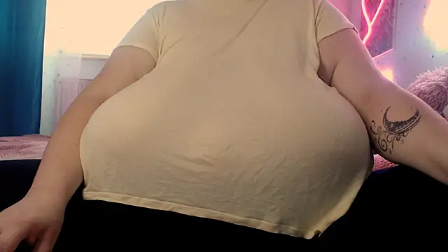 SenzualHotM online show from 03.08.25