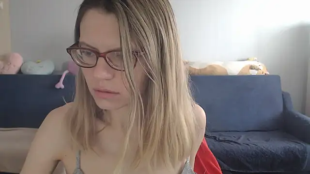 night is dark online show from 03.24.26