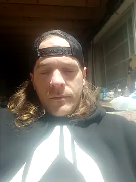 Snapshot of FUNINWV9 chatting on 01.18.26 FUNINWV9 online show from 01.18.26