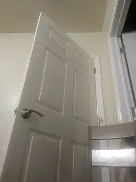 Snapshot of FUNINWV9 chatting on 02.19.26 FUNINWV9 online show from 02.19.26