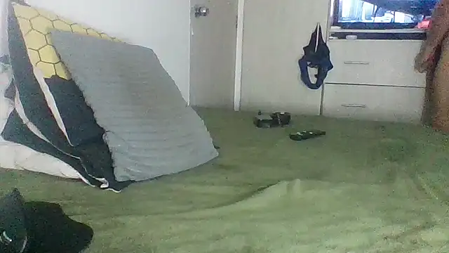 Snapshot of DaltonDirtyx chatting on 11.06.25 DaltonDirtyx online show from 11.06.25