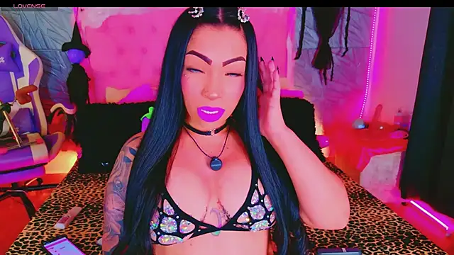 macasweet online show from 10.25.25