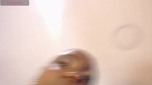 TamyJhonson online show from 03.15.25