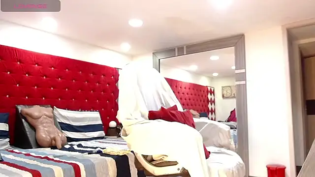 TamyJhonson online show from 04.09.26