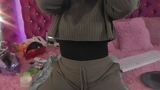 Nara belen online show from 10.18.25