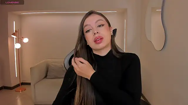 EllaClark online show from 09.15.25