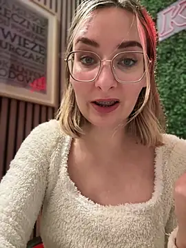 The Snowwhitee online show from 01.01.25