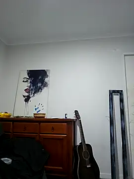 Snapshot of PhoenixDesire@xh chatting on 11.13.25 PhoenixDesirexh online show from 11.13.25