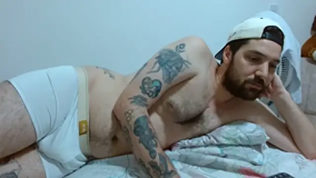 Snapshot of jmmy_cb chatting on 04.13.26 jmmy cb online show from 04.13.26