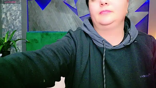 AleshaArabian online show from 02.18.25