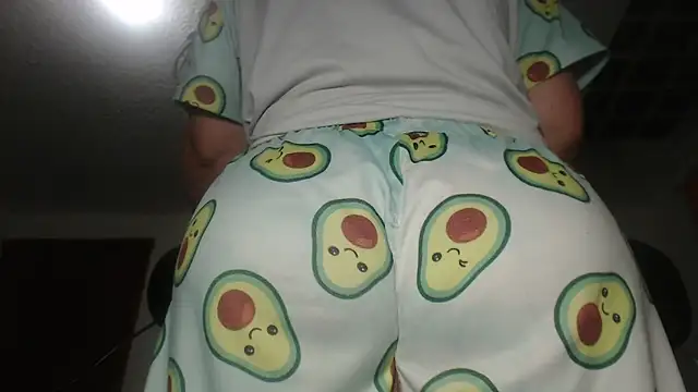 Snapshot of prettyangelsquirt chatting on 02.21.25 prettyangelsquirt online show from 02.21.25