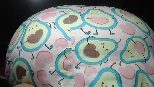 Snapshot of prettyangelsquirt chatting on 11.14.25 prettyangelsquirt online show from 11.14.25