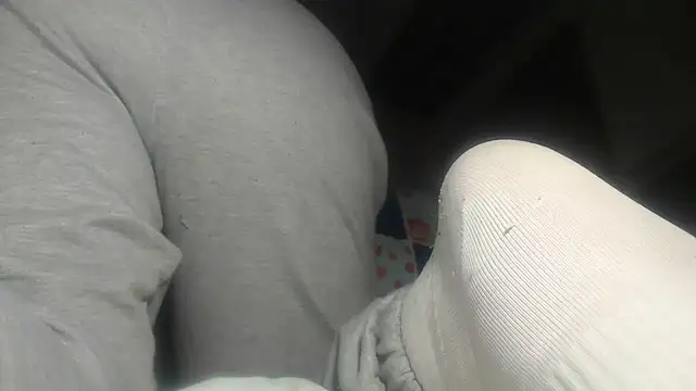 Snapshot of prettyangelsquirt chatting on 11.29.25 prettyangelsquirt online show from 11.29.25