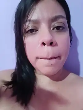 Snapshot of Sofiia_W26 chatting on 04.18.26 Sofiia W26 online show from 04.18.26