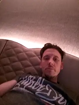 Snapshot of Antonio11111x chatting on 02.02.26 Antonio11111x online show from 02.02.26