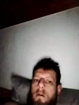 Snapshot of Kw8585kw chatting on 12.20.24 Kw8585kw online show from 12.20.24