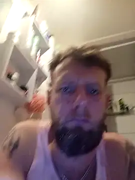 Snapshot of Kw8585kw chatting on 11.29.25 Kw8585kw online show from 11.29.25