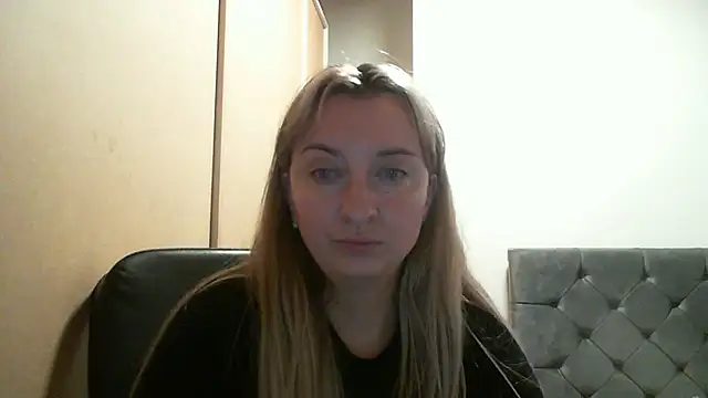 SusanCurt online show from 10.25.25