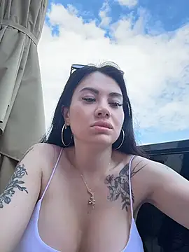 Wet  Bunny online show from 07.04.26
