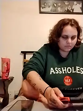 lyshaa online show from 10.14.25