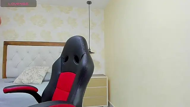 clarisKlein online show from 10.03.25