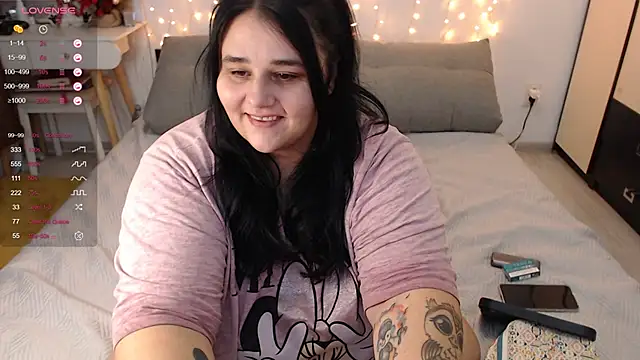 Snapshot of naughtykiss chatting on 12.03.24 naughtykiss online show from 12.03.24