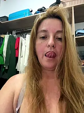 moniquerainx online show from 09.27.25