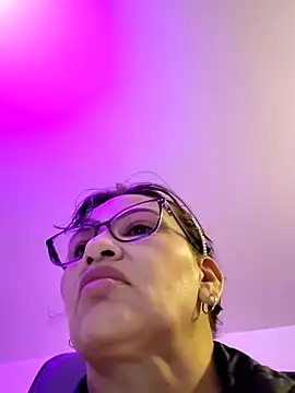esmeralda milf online show from 05.28.26
