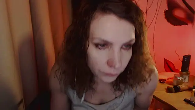 JohansonKatie online show from 01.22.25