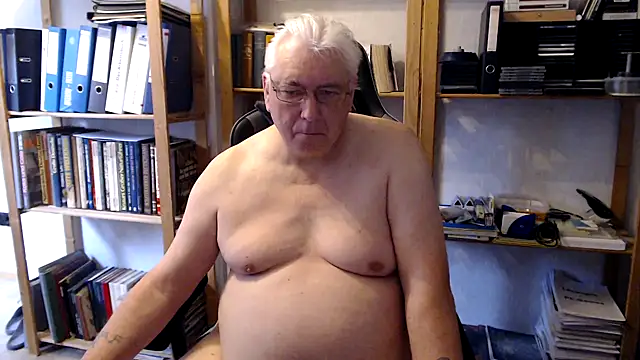 SchwanzhureXXL online show from 06.14.26
