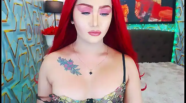 Snapshot of KylieMaxwellCaulfield_TS chatting on 12.16.24 KylieMaxwellCaulfield TS online show from 12.16.24