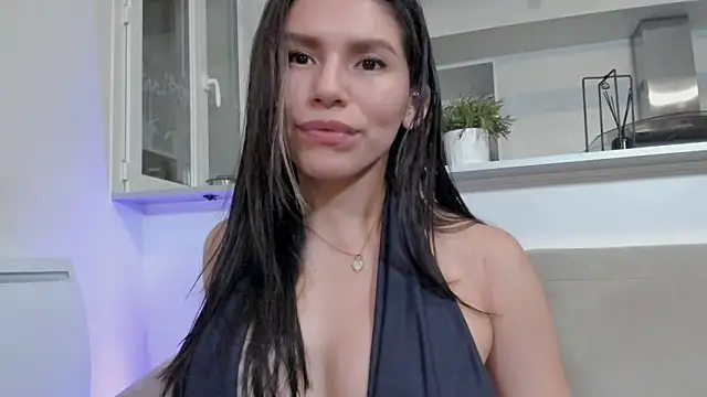 LalieFR online show from 01.22.25