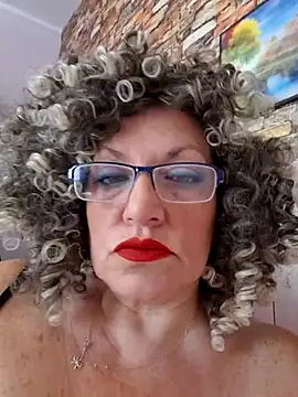 Hot Azaleea online show from 07.05.26